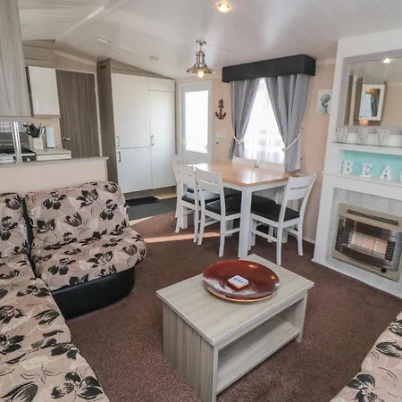 Holiday home Rose Bank D8 *
